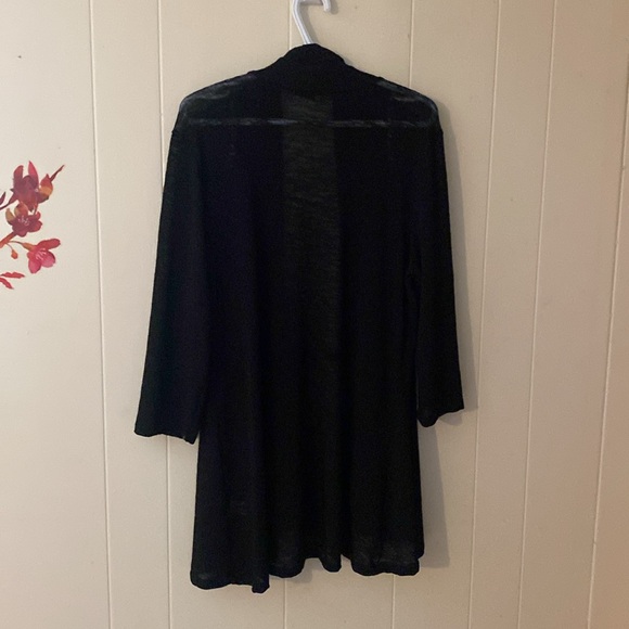 Sheer Cardigan in very good condition - Picture 2 of 4